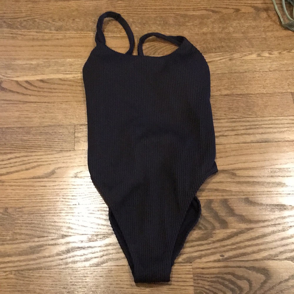 Hollister one piece swimsuit